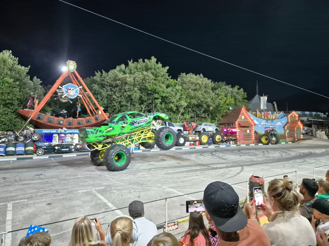 Crazy Cars Moviepark-冯塔纳必去景点