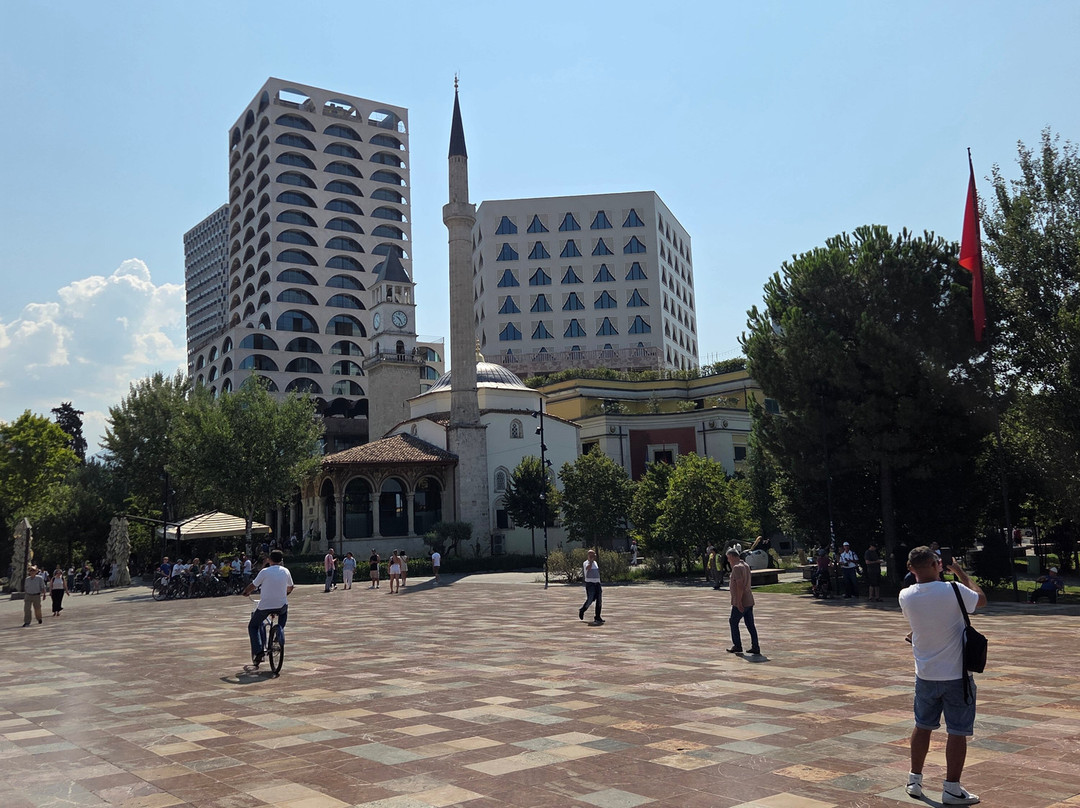 Skanderbeg Square-地拉那必去景点
