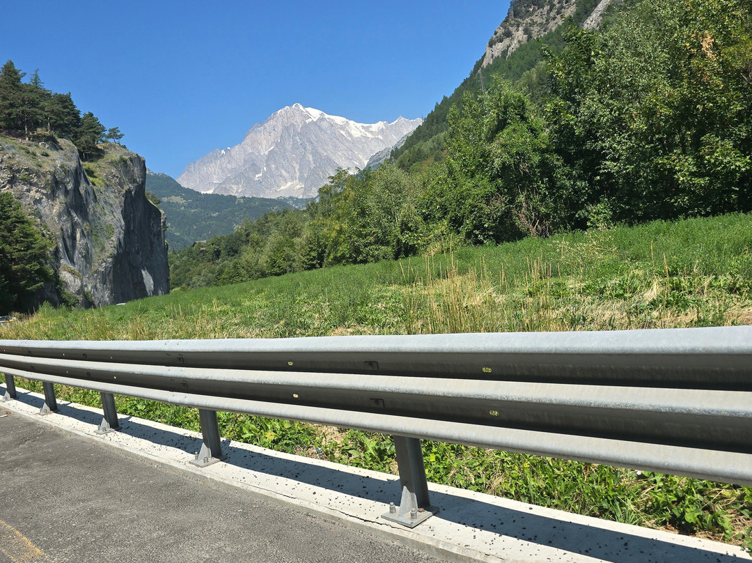 Massiccio Del Monte Bianco-库马约尔必去景点