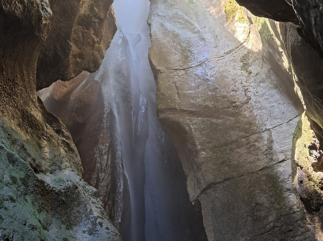 Parco Grotta Cascata Varone-Tenno必去景点
