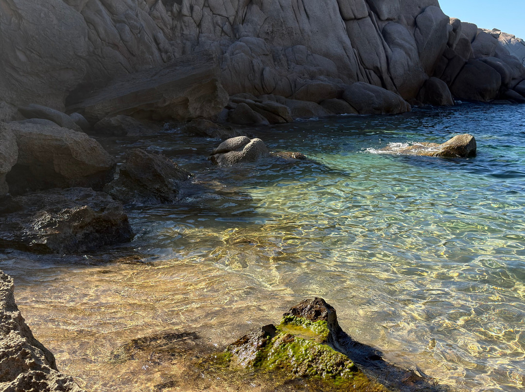 Cala Spinosa-Capo Testa必去景点
