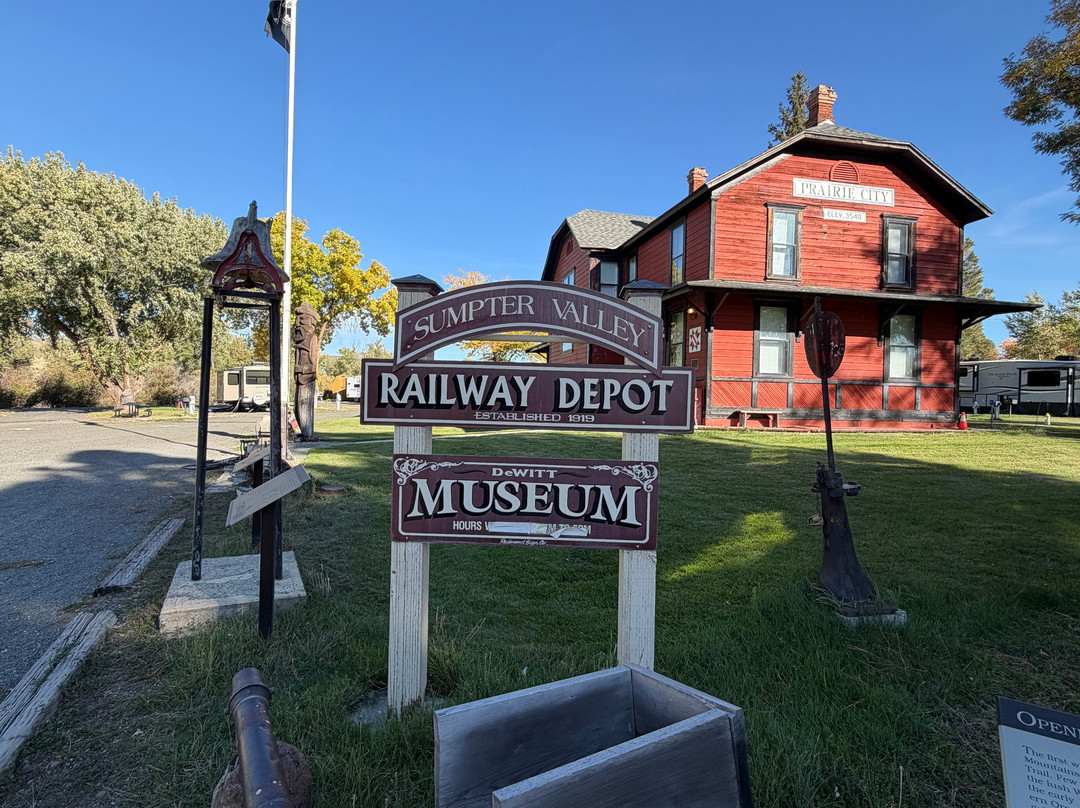 DeWitt Museum-Prairie City必去景点