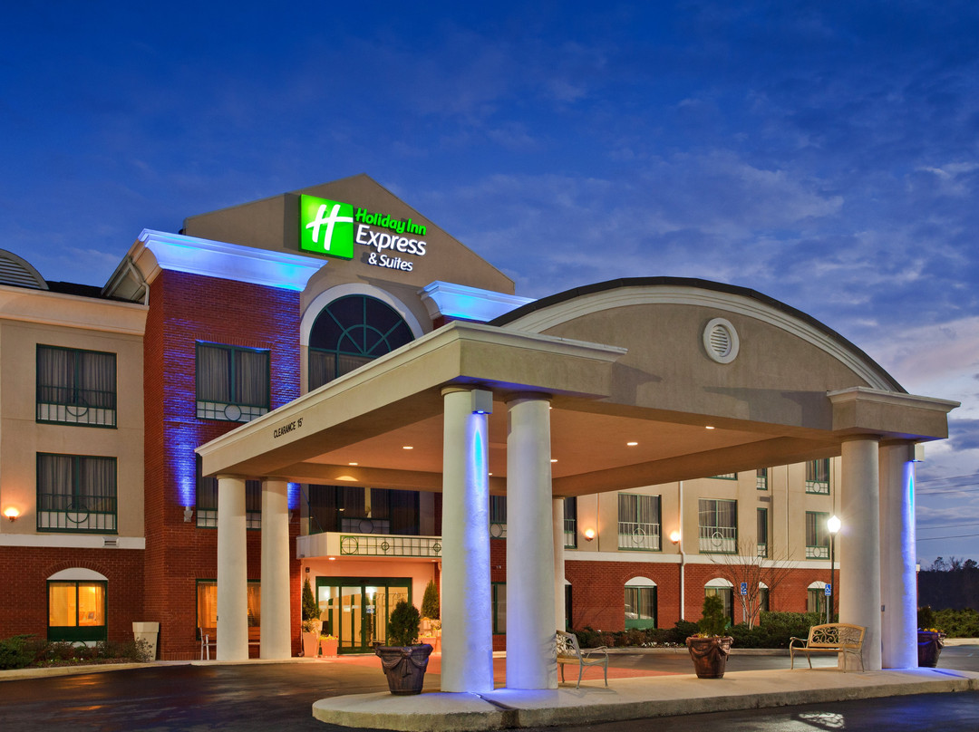 Baymont by Wyndham Bessemer主图