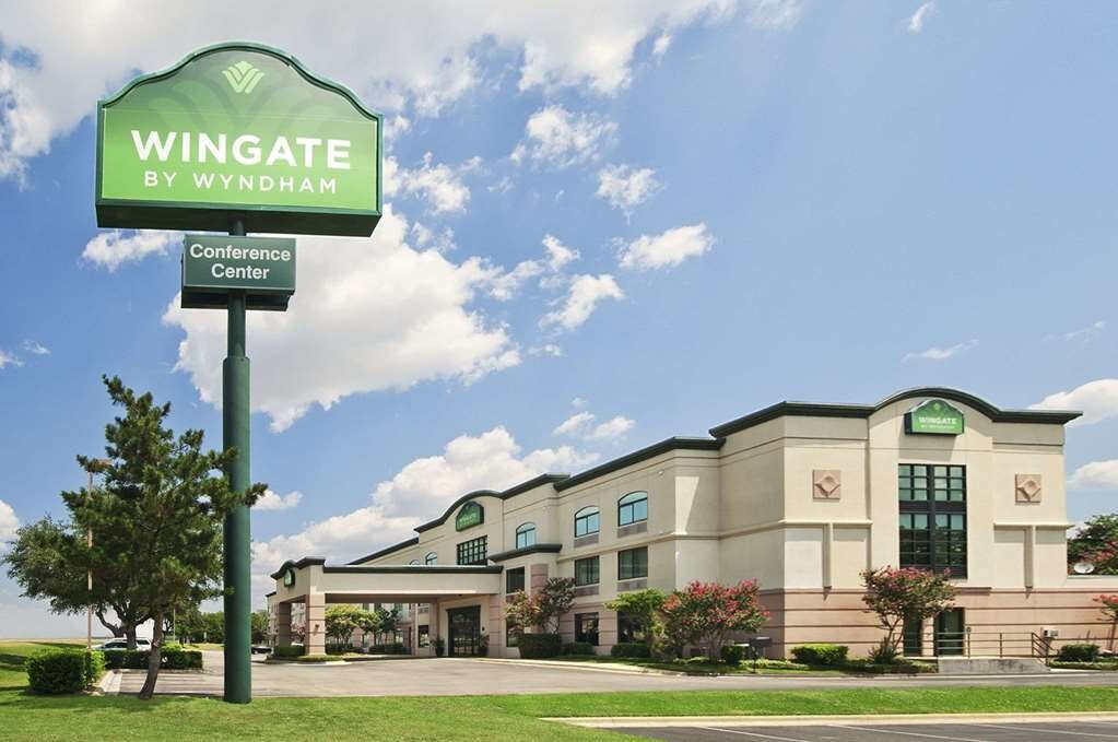 Wingate by Wyndham Round Rock Hotel & Conference Center