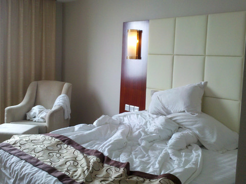 怀宁县酒店住宿-天柱山财富国际宾馆