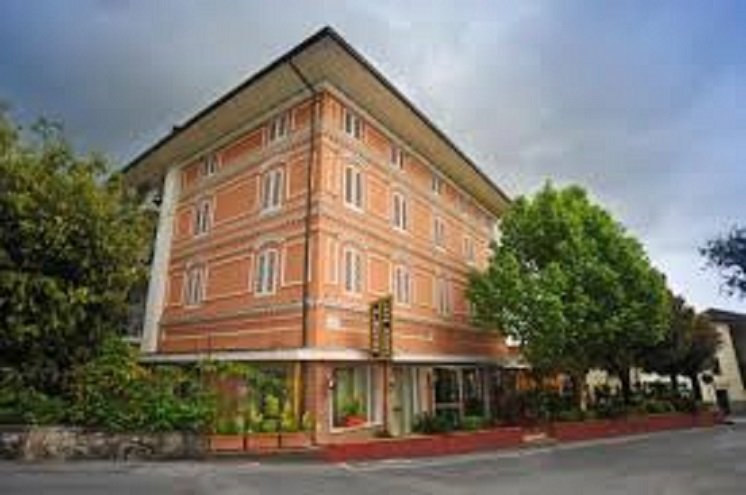 Albergo Casa Rossa-官方