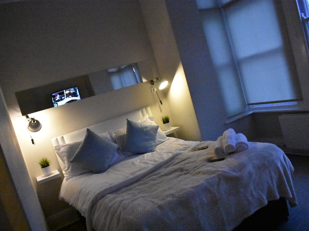 Mount Rooms Hotel