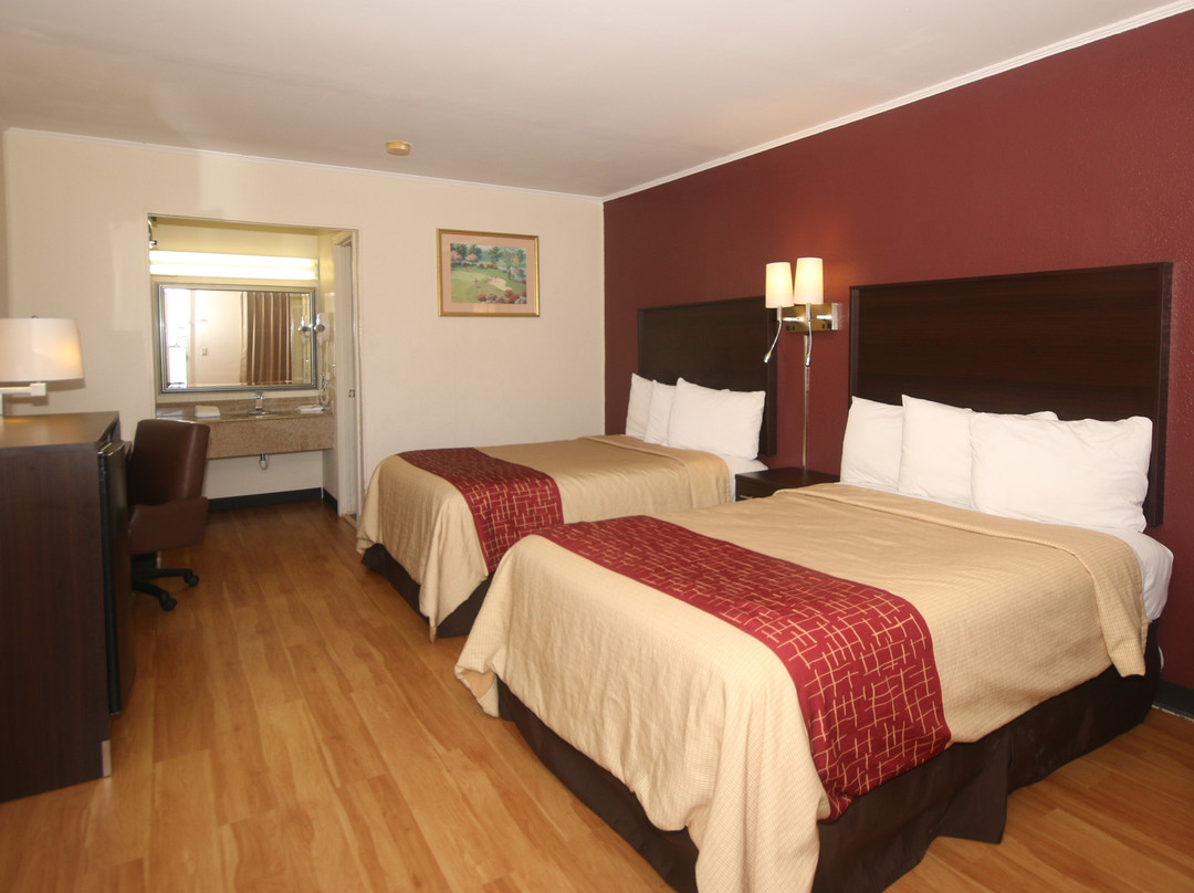 Red Roof Inn Needles主图