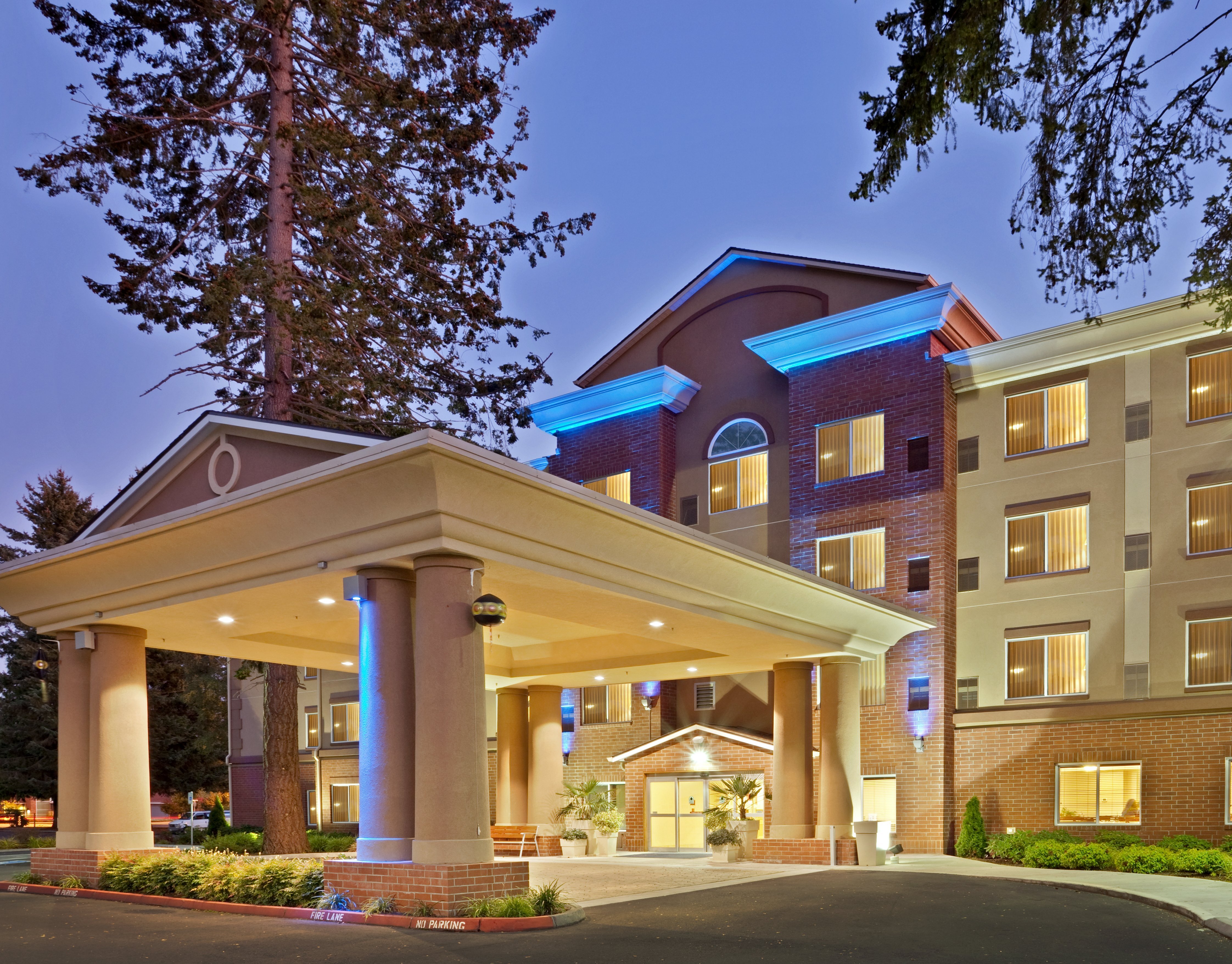 Holiday Inn Express & Suites Lacey - Olympia By IHG-官方