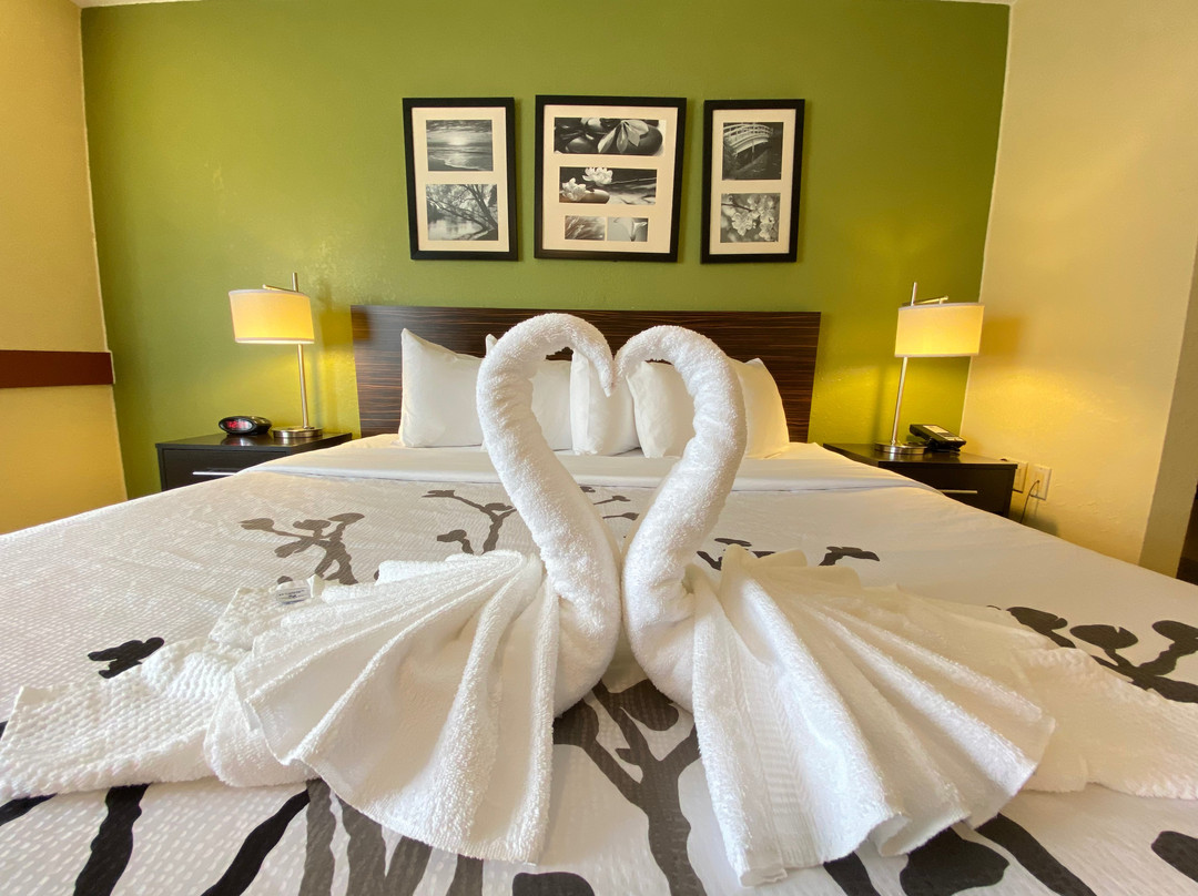 Sleep Inn & Suites主图