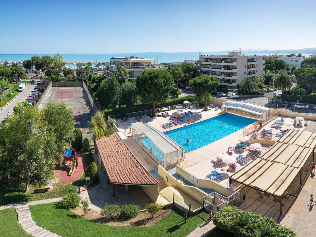 圣洛朗迪瓦尔酒店住宿-Résidence Héliotel Marine