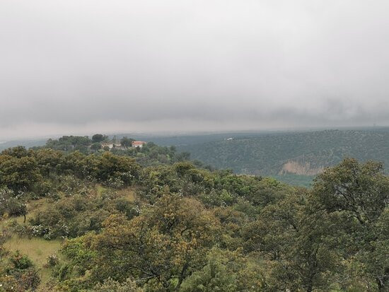 Presa del Gasco Las Matas Trail-拉斯罗萨斯必去景点