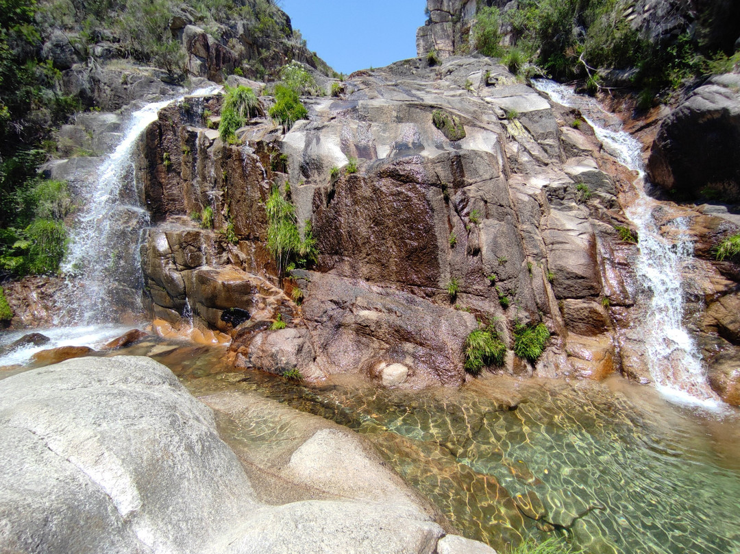 Cascata de Cela Cavalos景点图片