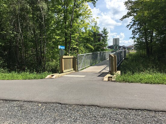 Piste Cyclable L'Estriade-Waterloo必去景点