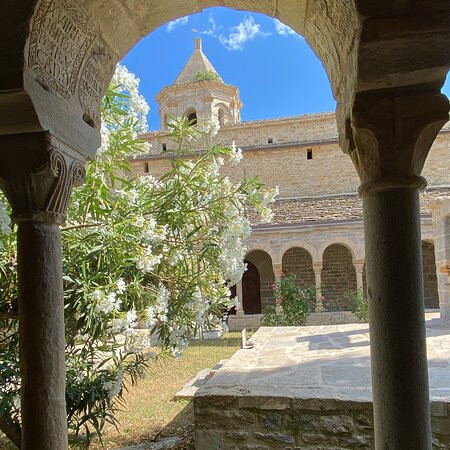 Cathedral San Vicente de Roda de Isabena景点图片