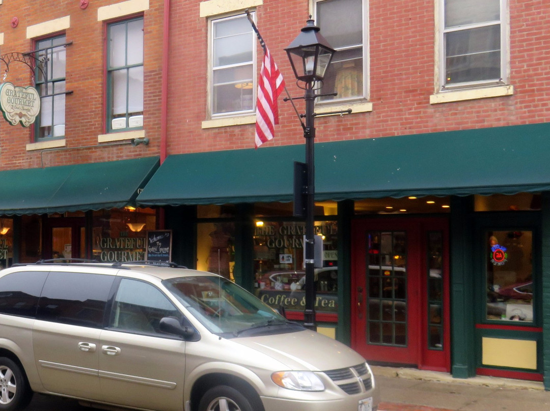 Grateful Gourmet-加利纳必去景点