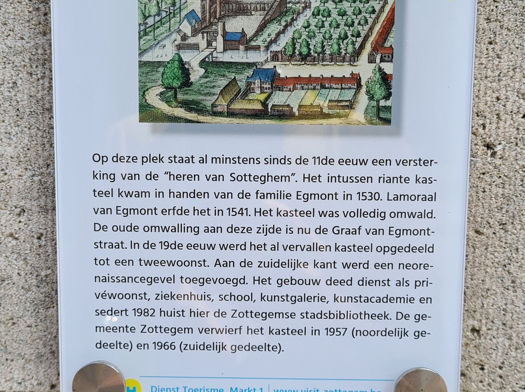Egmontkasteel景点图片