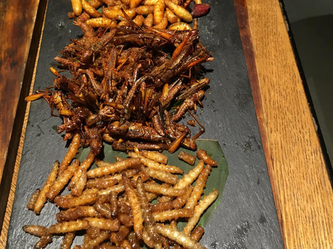 彩泥·云南菜-梯田餐厅主图