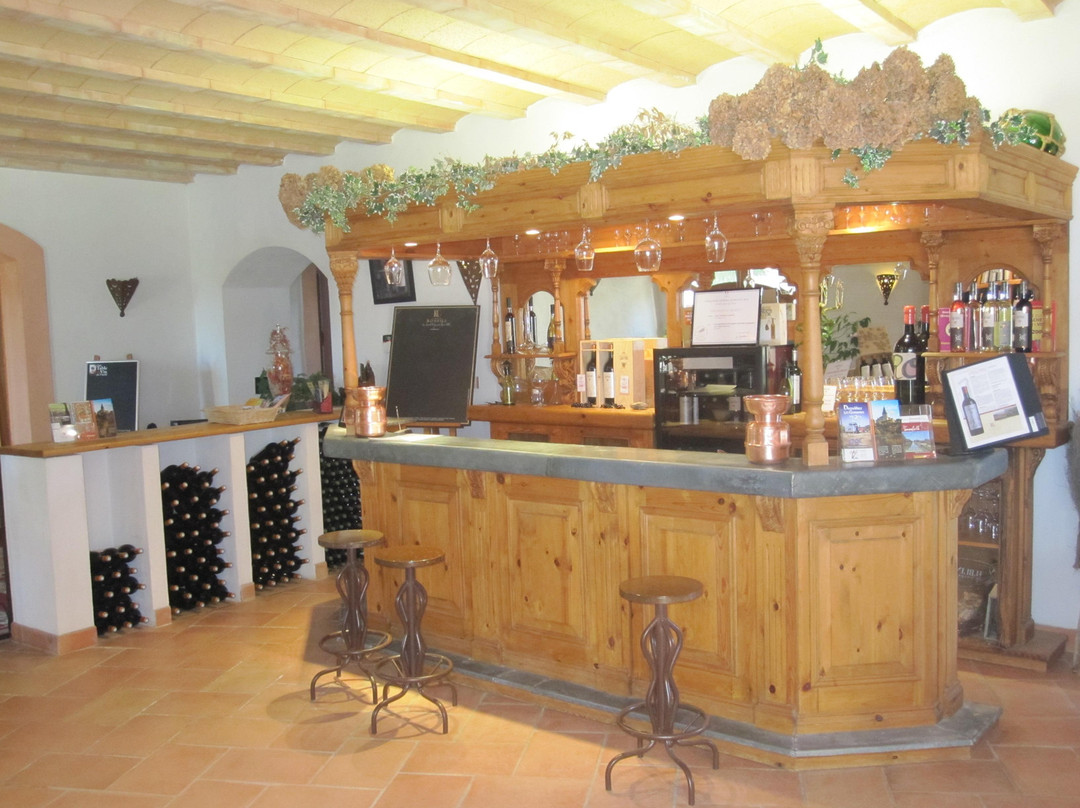 纳博讷旅游景点-Le Caveau Château Capitoul