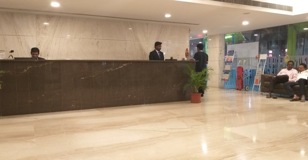 密涅瓦大酒店主图