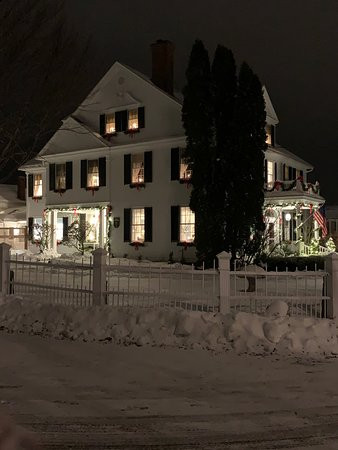 Kennebunkport Captains Collection主图