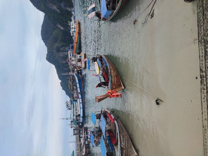 U-Rip Boat and Trip Tour