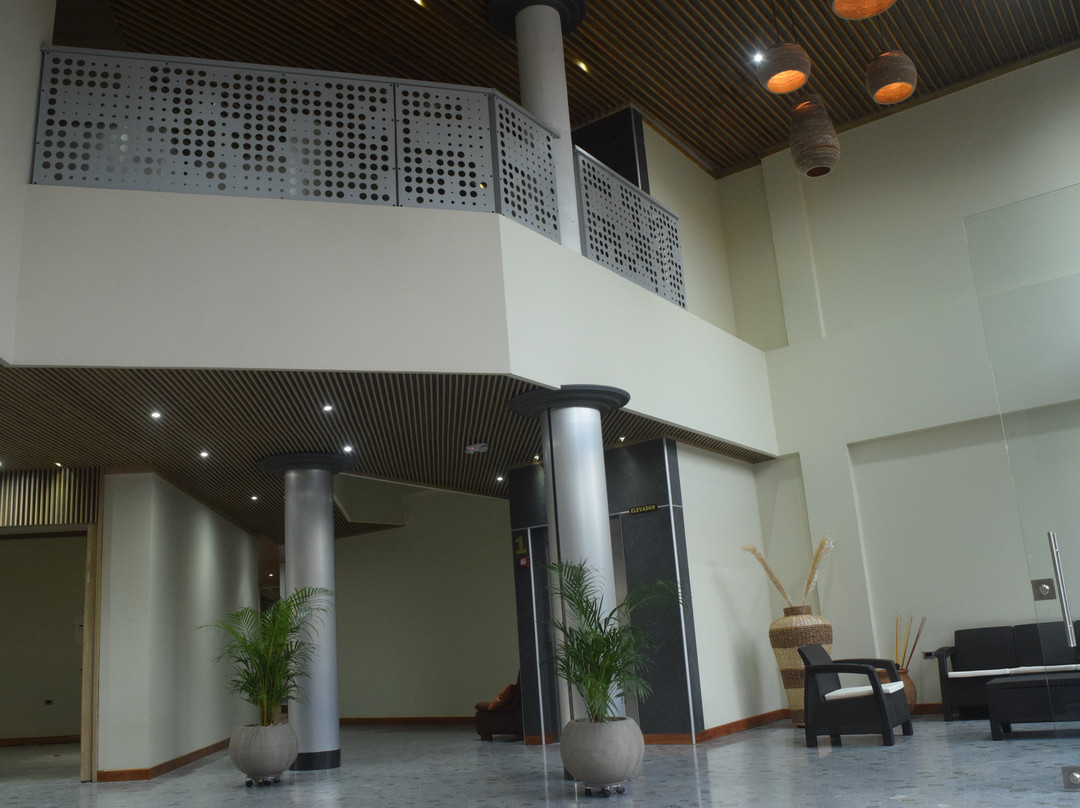 Hotel Puerta Al Llano