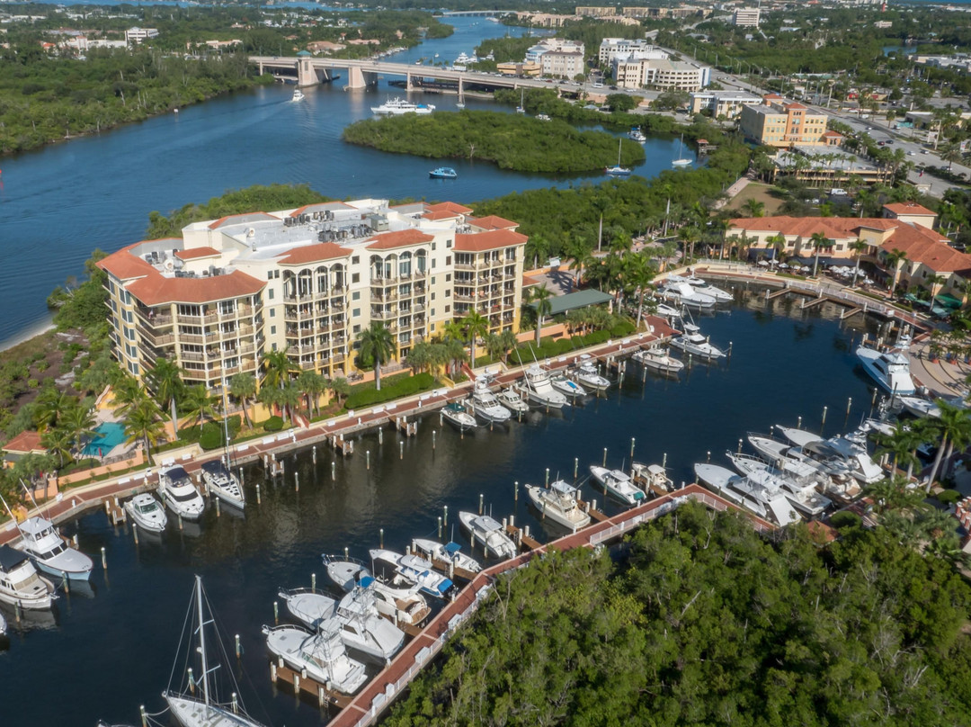 Jupiter Yach Club and Marina