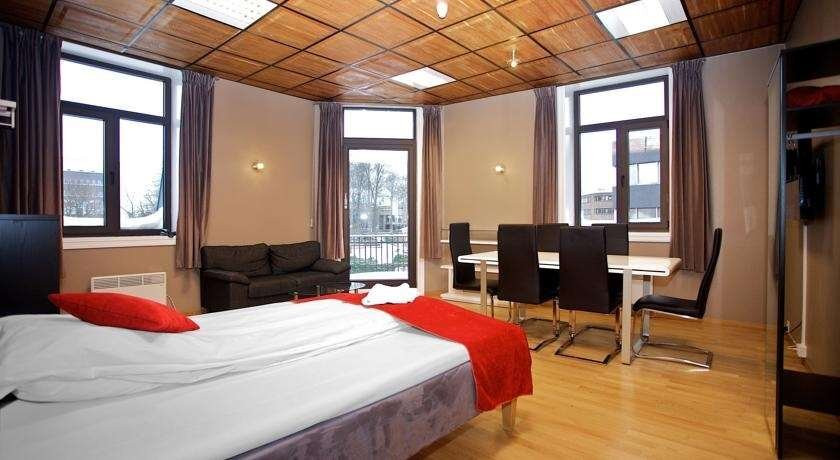 Moss Hotel & Apartments主图