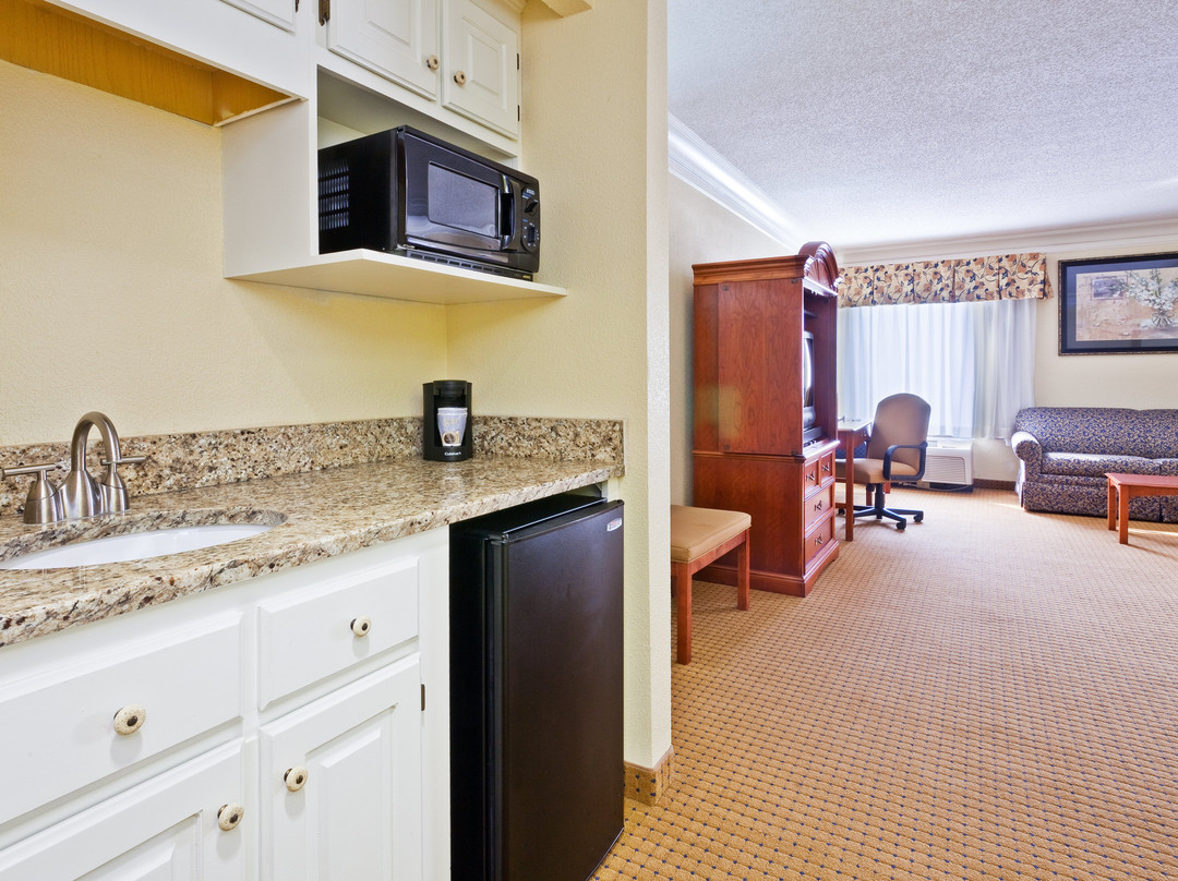 Holiday Inn Express Ringgold (Chattanooga Area) by IHG主图