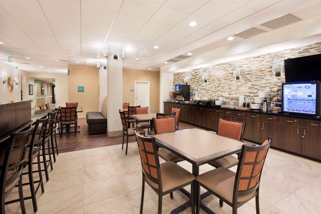 Best Western Plus Hudson Hotel & Suites主图