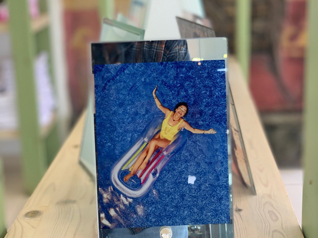 Happy Gift-Agios Georgios必去景点