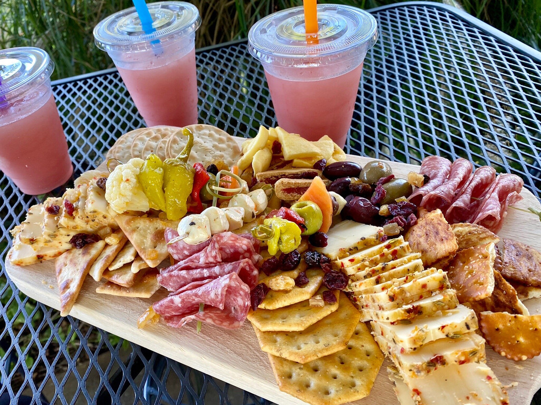 Jules J. Berta Vineyards & Pizza-阿尔贝维尔必去景点