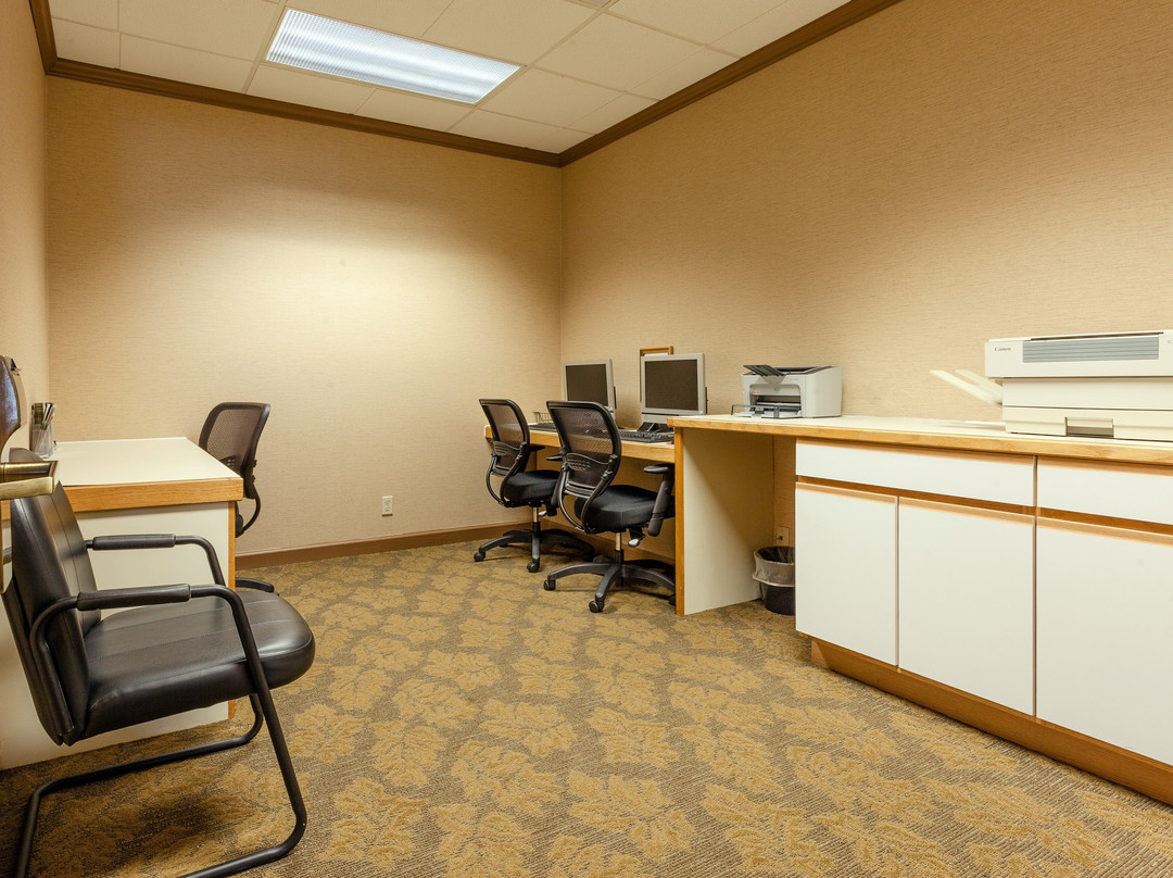 迪卡贝斯特韦斯特旅馆&套房酒店主图