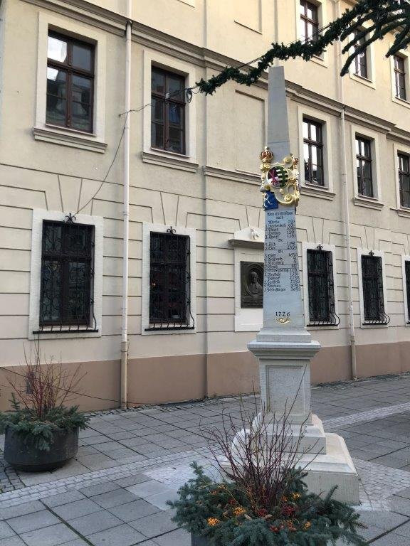 Postmeilensäule-Crimmitschau必去景点