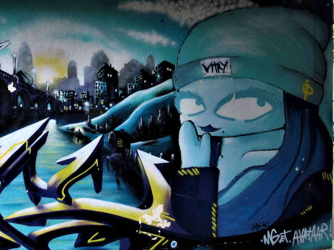Fresque "bord De Seine"-塞纳河畔维特里必去景点