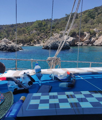 Whisper Boat-卡尔坎必去景点