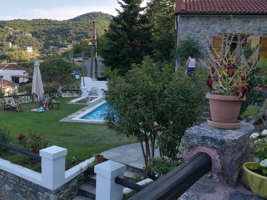 Eos Traditional Guesthouse主图