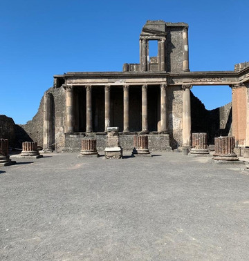 Campaniatourguide-那不勒斯必去景点