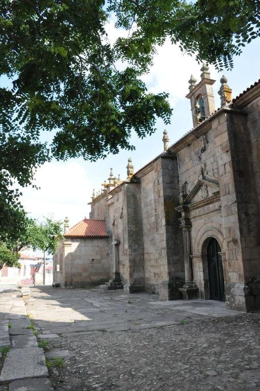 Igreja Matriz de Escalhao景点图片