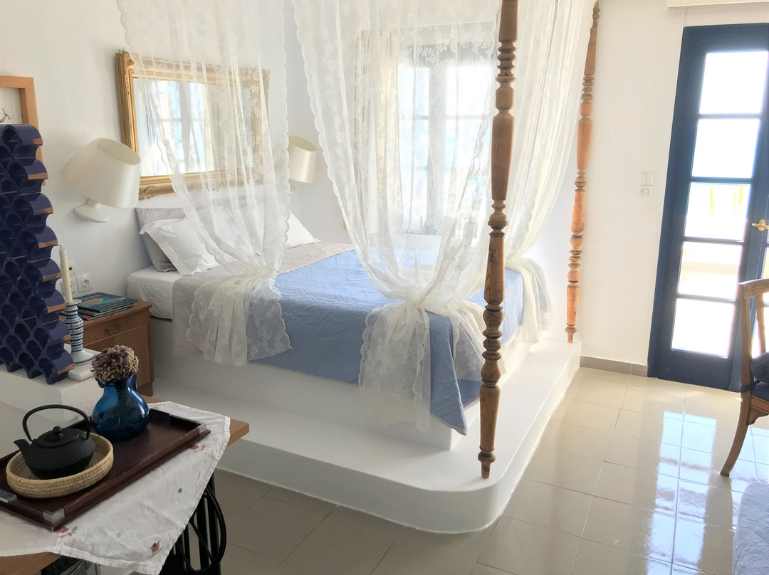 Big Blue Apartments主图