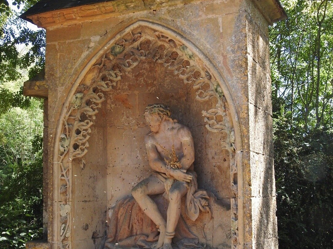 Cimetière Saint-Hilaire-Marville必去景点