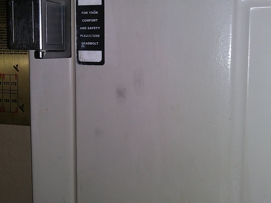 默弗里斯伯勒速8酒店主图