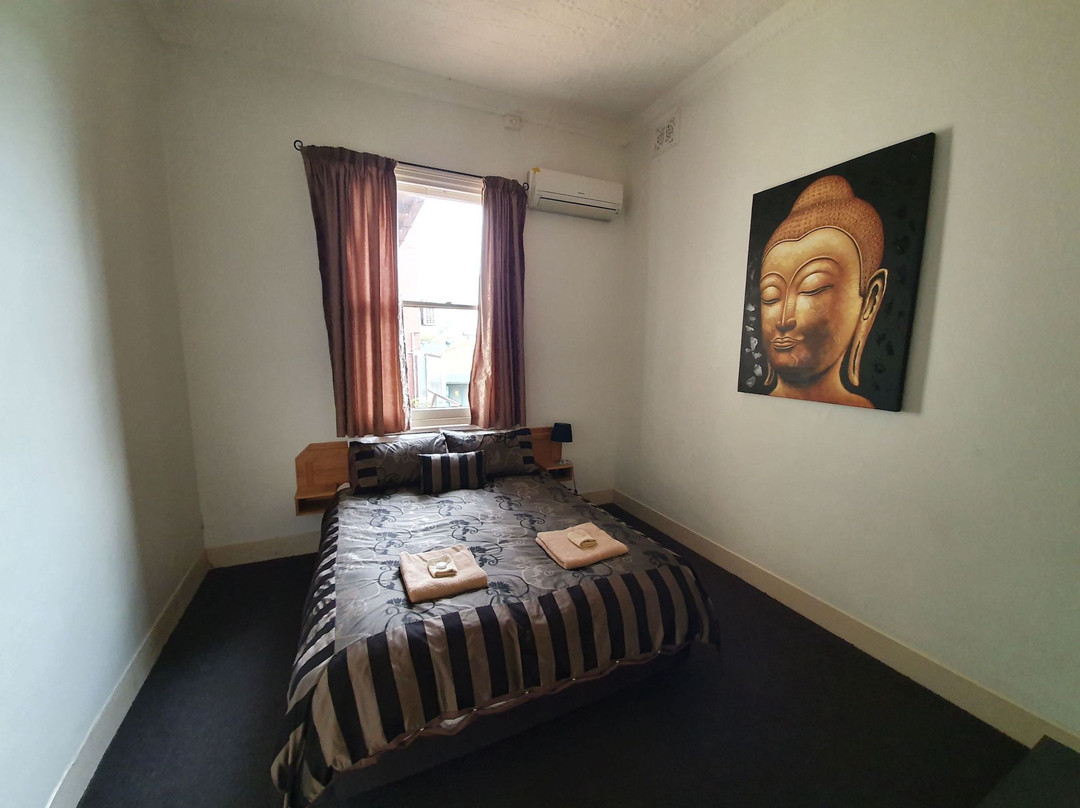 The Empire Hotel主图