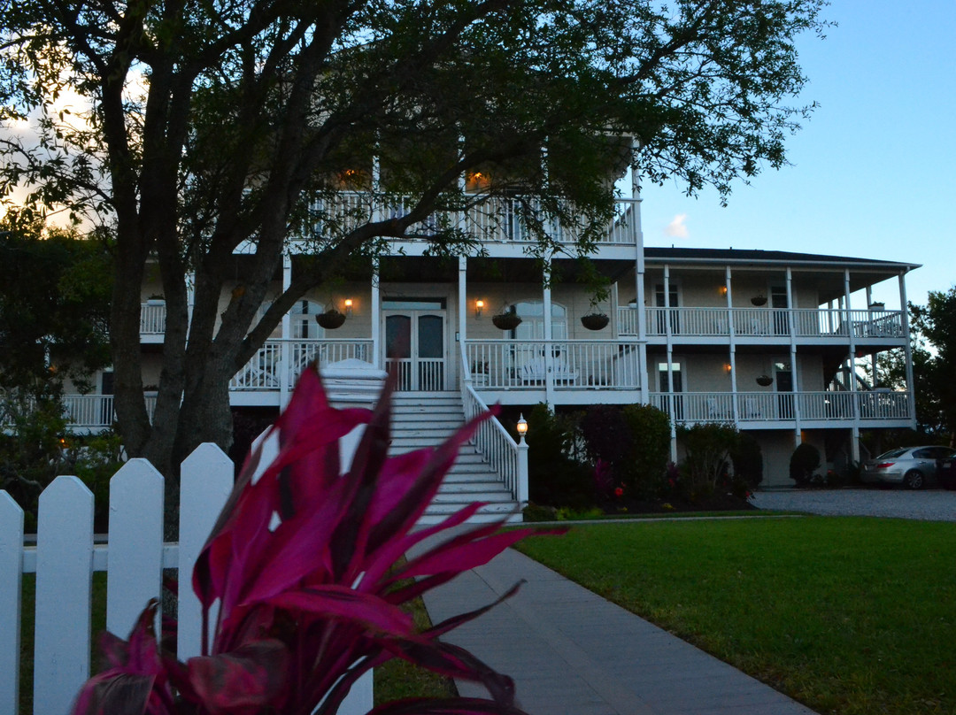 The Sunset Inn主图