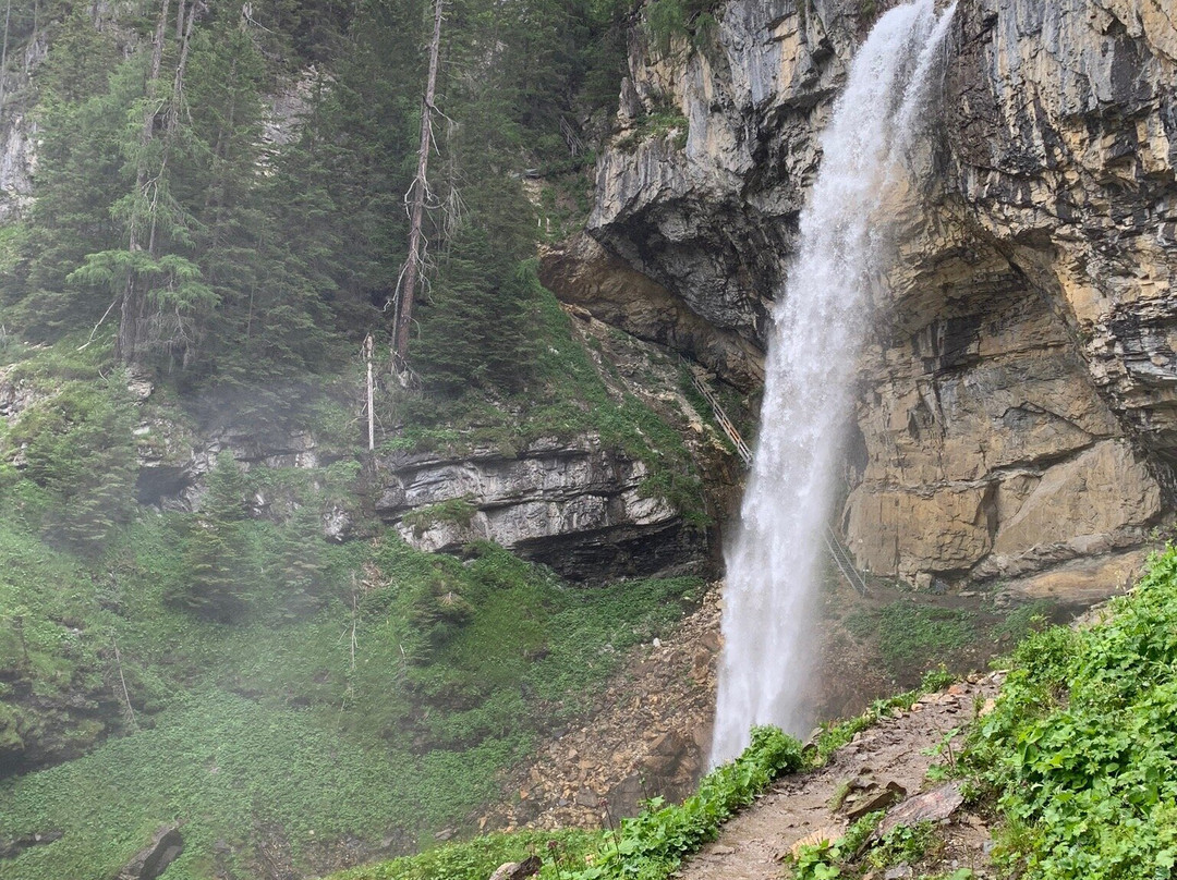 Johannes Waterfall-上滔岸必去景点