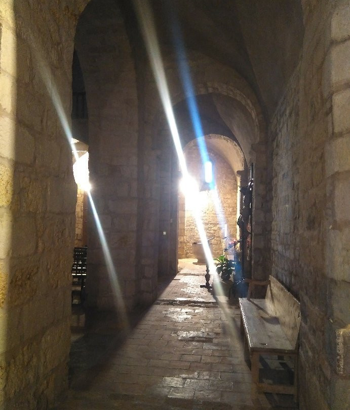 Església de Sant Miquel de Fluvià景点图片