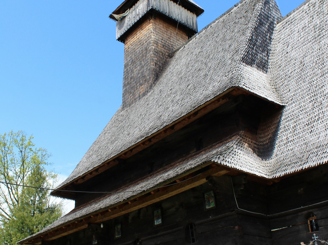 马拉穆列什县旅游景点-Holzkirche Von Sârbi Josani