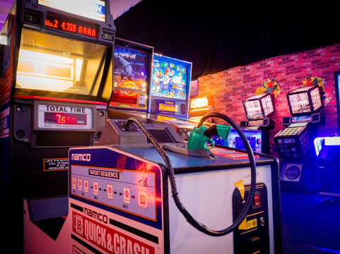 Smålands Spelhall-韦克舍必去景点