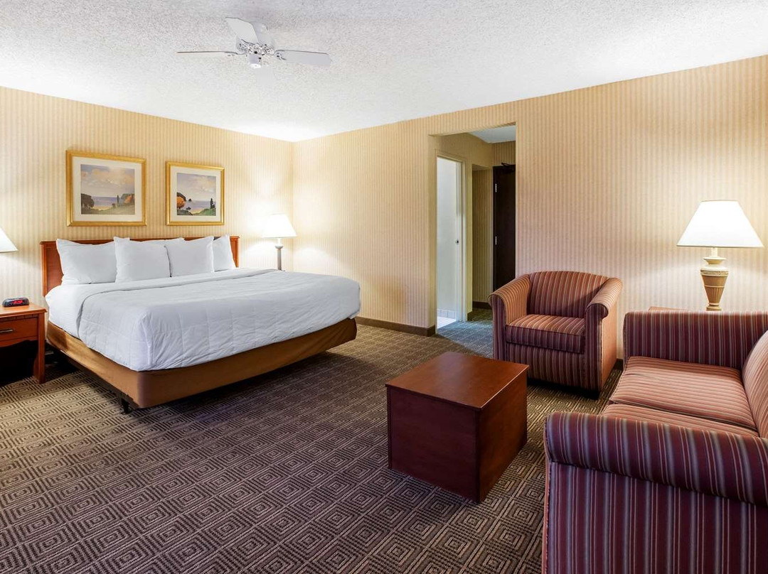 La Quinta Inn by Wyndham Detroit Southgate主图